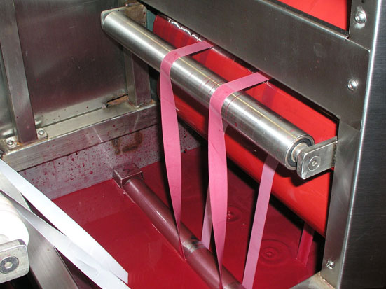 Wholesale Dealers of Carousel Screen Printing Machine -
KW-818 Satin ribbons/label ribbons continuous dyeing machines – Kin Wah detail pictures