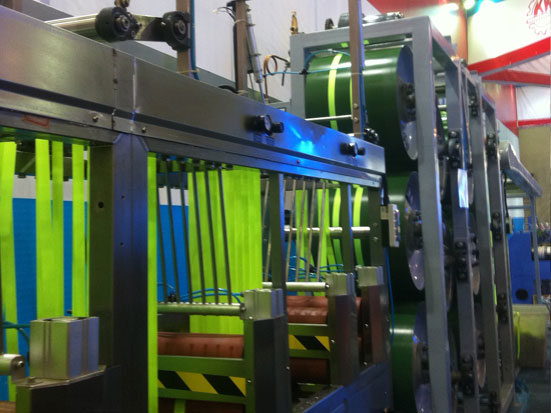 New Arrival China Apparel Ribbons Screen Printer -
KW-812-S/D600 Satin ribbons/label ribbons continuous dyeing machines – Kin Wah detail pictures