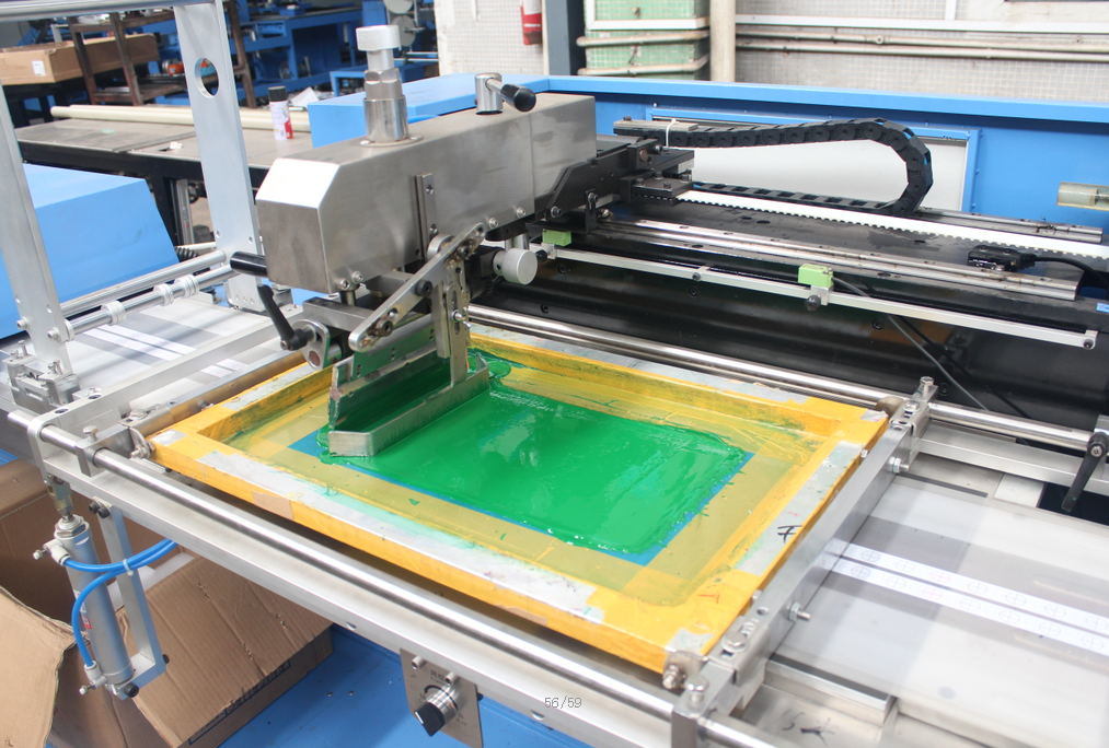 New Type 2colors Apparel Label Automatic Screen Printing Machine