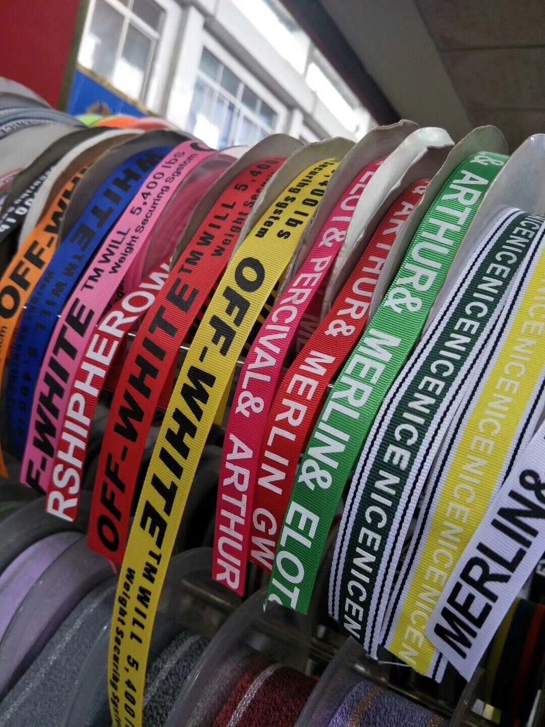 Discount wholesale Woven Labels Continuous Dyeing And Finishing Machine -
5 Colors Label Ribbons/Woven Labels Automatic Screen Printing Machine – Kin Wah detail pictures