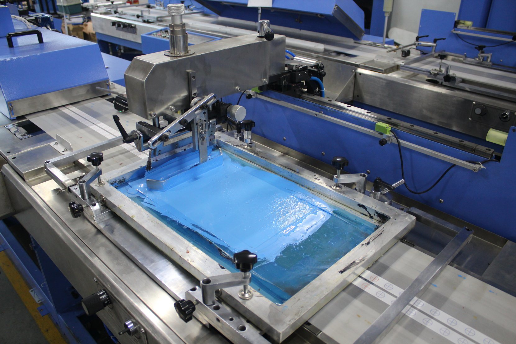 OEM manufacturer Seatbelt Webbings Screen Printing Machine -
 2colors Fully Servo Ribbon Labels Automatic Screen Printing Machine with EUR Standard – Kin Wah