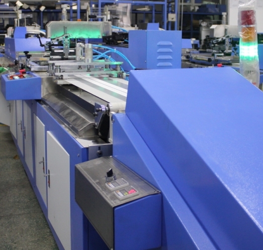Best Price on Rotary Silk Screen Printing Machine -
2 Colors Care Labels Automatic Screen Printing Machine with Enclosure – Kin Wah detail pictures