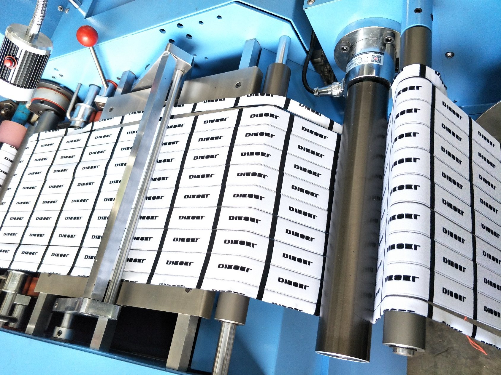 Polyester Satin Labels Ultrasonic Slitting Machine Featured Image