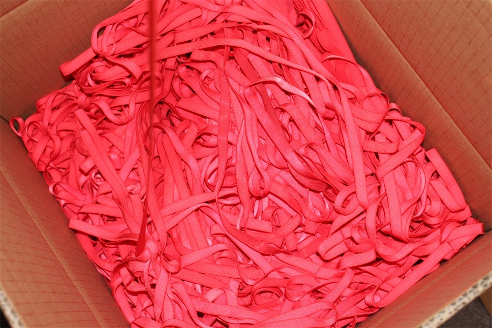 Factory Price Single Color Care Labels Screen Printing Machine Ds-301 -
400mm Nylon Elastic Tapes Continuous Dyeing Machine – Kin Wah detail pictures