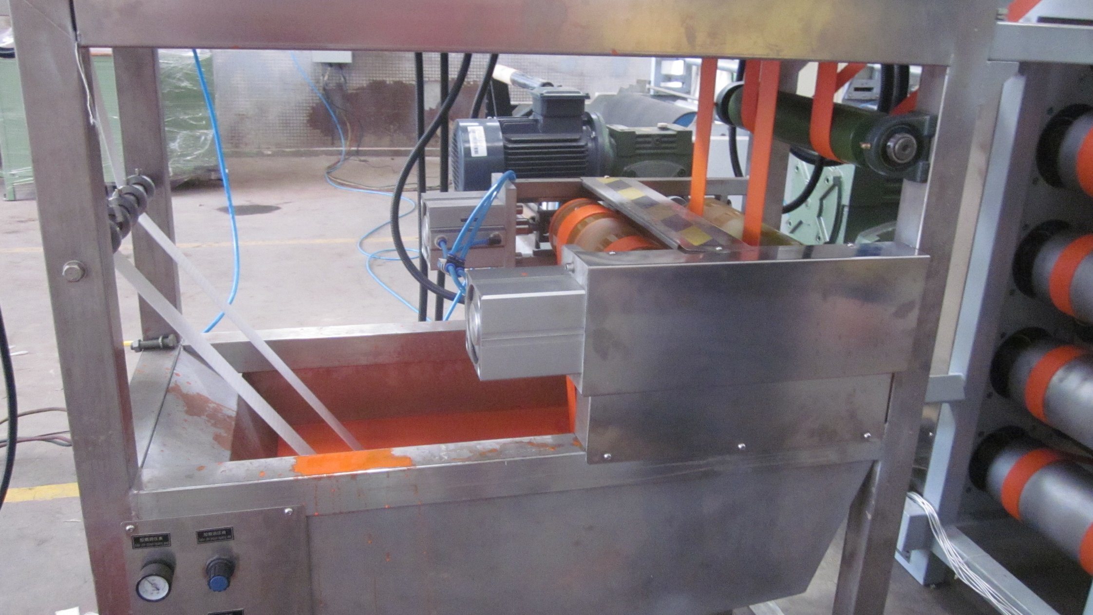 Hot New Products Spandex Elastic Tapes Automatic Silicone Coating Machine -
Two Ends Lifting Straps Continuous Dyeing&Finishing Machine Kw-820-Dz400 – Kin Wah detail pictures