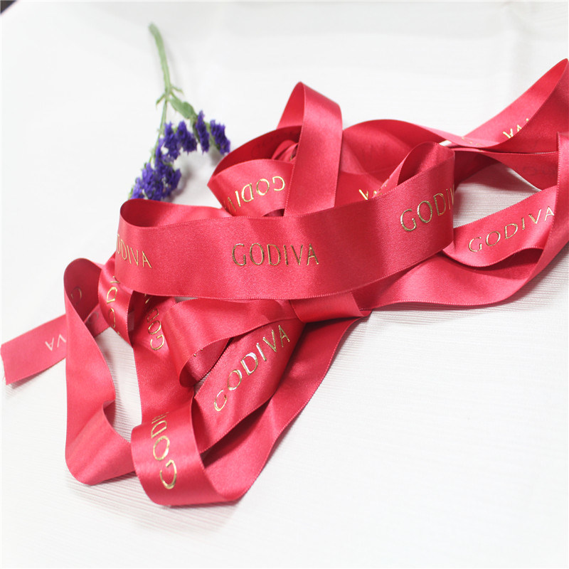 2017 High quality Ratchet Webbings Dyeing Machine -
3 Colors Gift Ribbons Automatic Screen Printing Machine – Kin Wah detail pictures