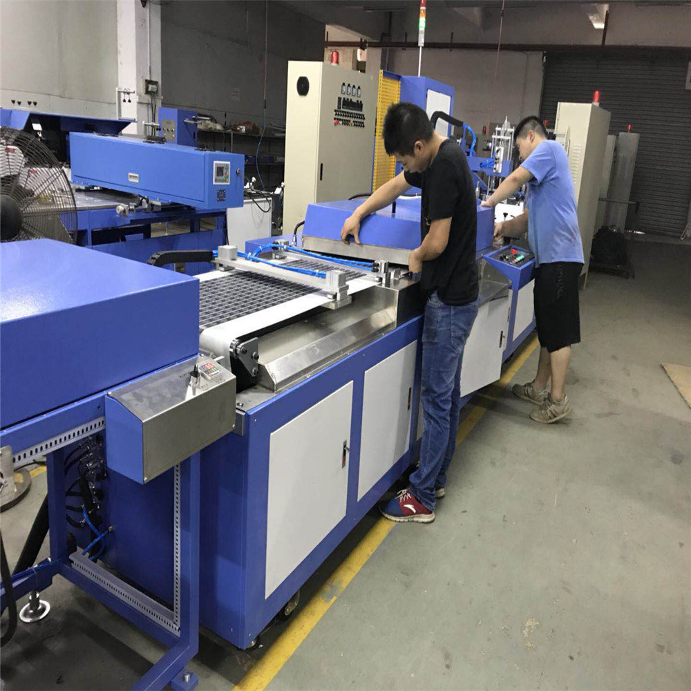 Chinese wholesale Label Ribbons Small Continuous Dyeing And Finishing Machine -
 2 Colors Garment Label Automatic Screen Printing Machine with Ce – Kin Wah
