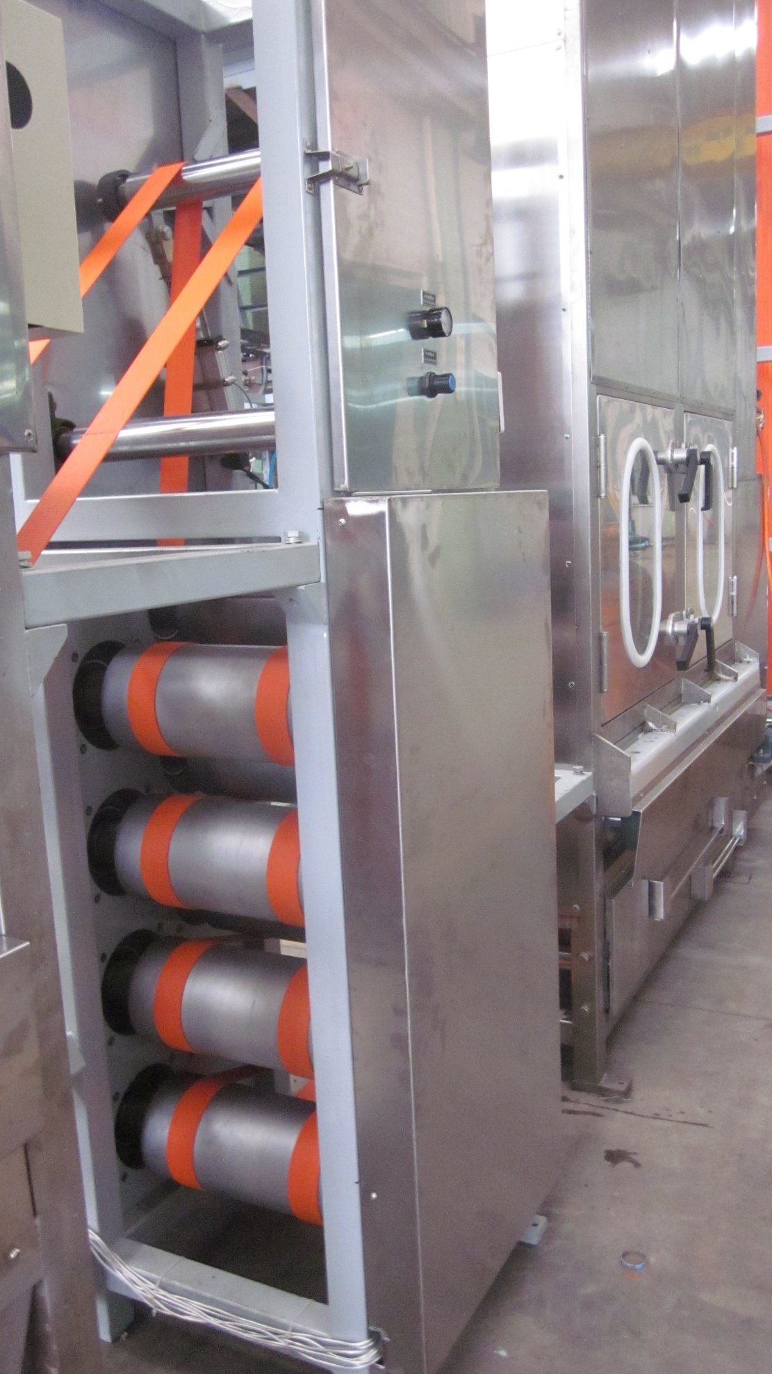 Hot New Products Spandex Elastic Tapes Automatic Silicone Coating Machine -
Two Ends Lifting Straps Continuous Dyeing&Finishing Machine Kw-820-Dz400 – Kin Wah detail pictures