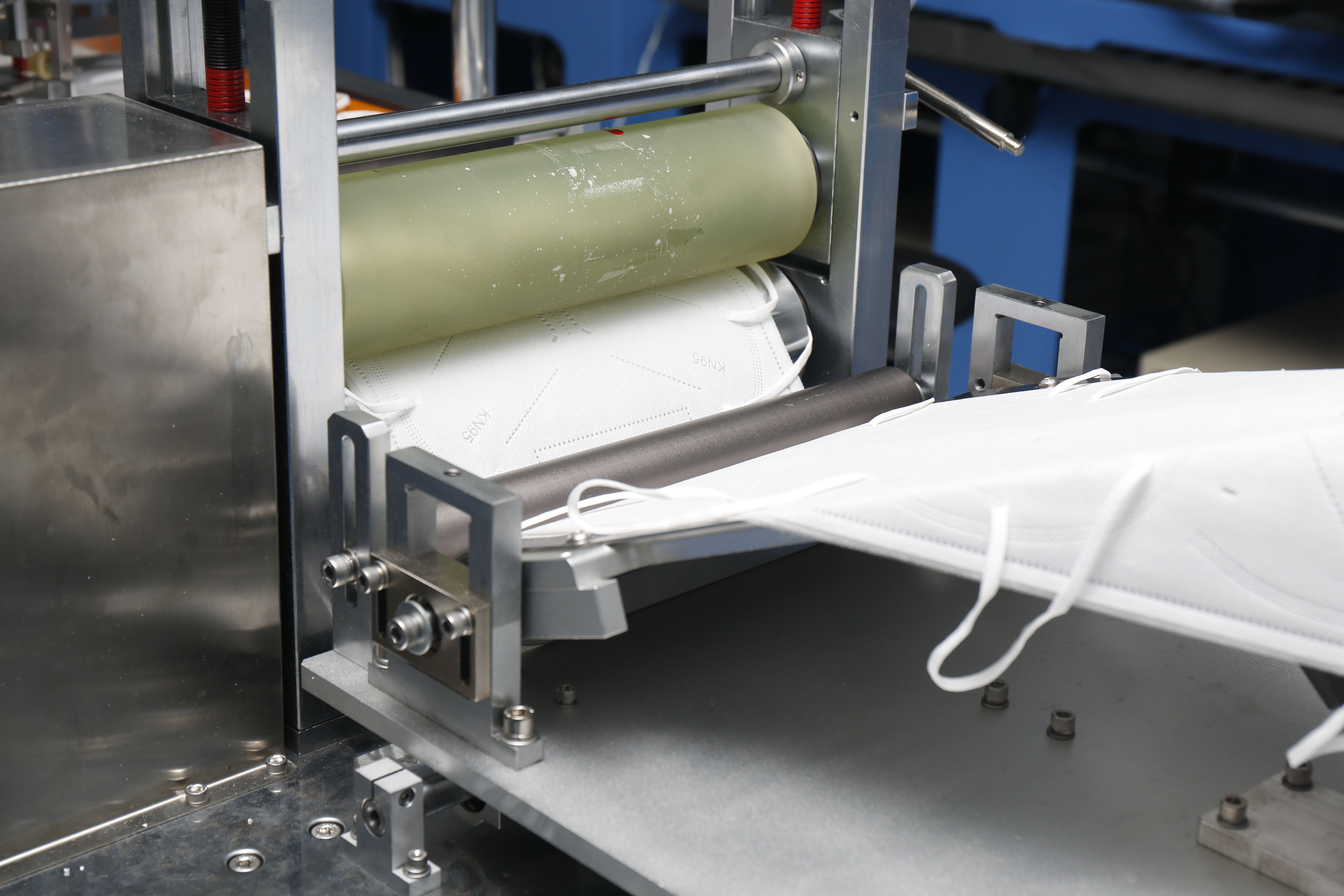 Cheap price Heavy Duty Webbings Screen Printing Machine -
Facial Mask Ffp2 Kn95 Face Mask Machines – Kin Wah detail pictures